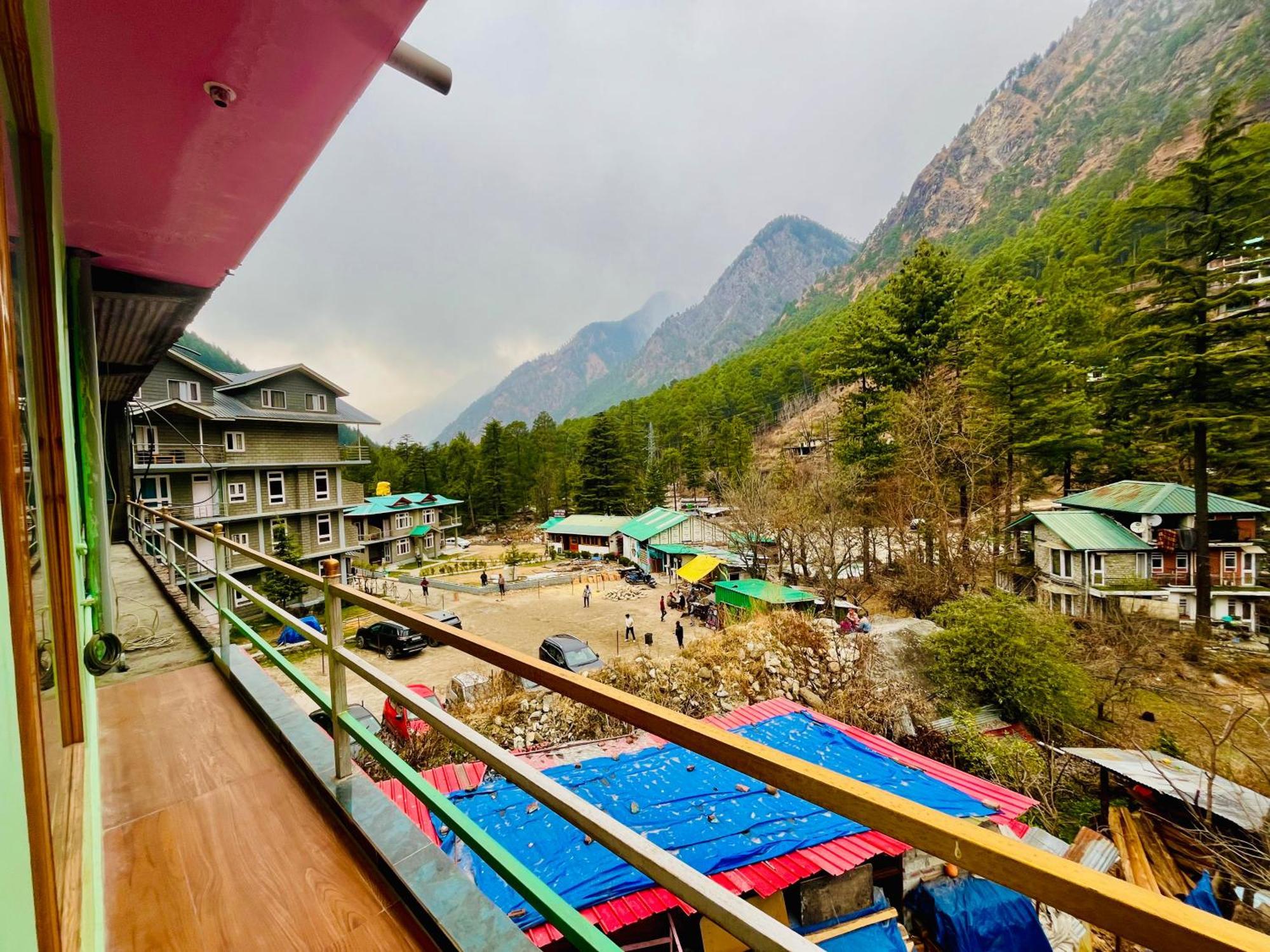 Hotel Dream Valley Kasol #Near Mall Road #River View #Parking #Gaming Zone #Open Terrace #Restaurant المظهر الخارجي الصورة