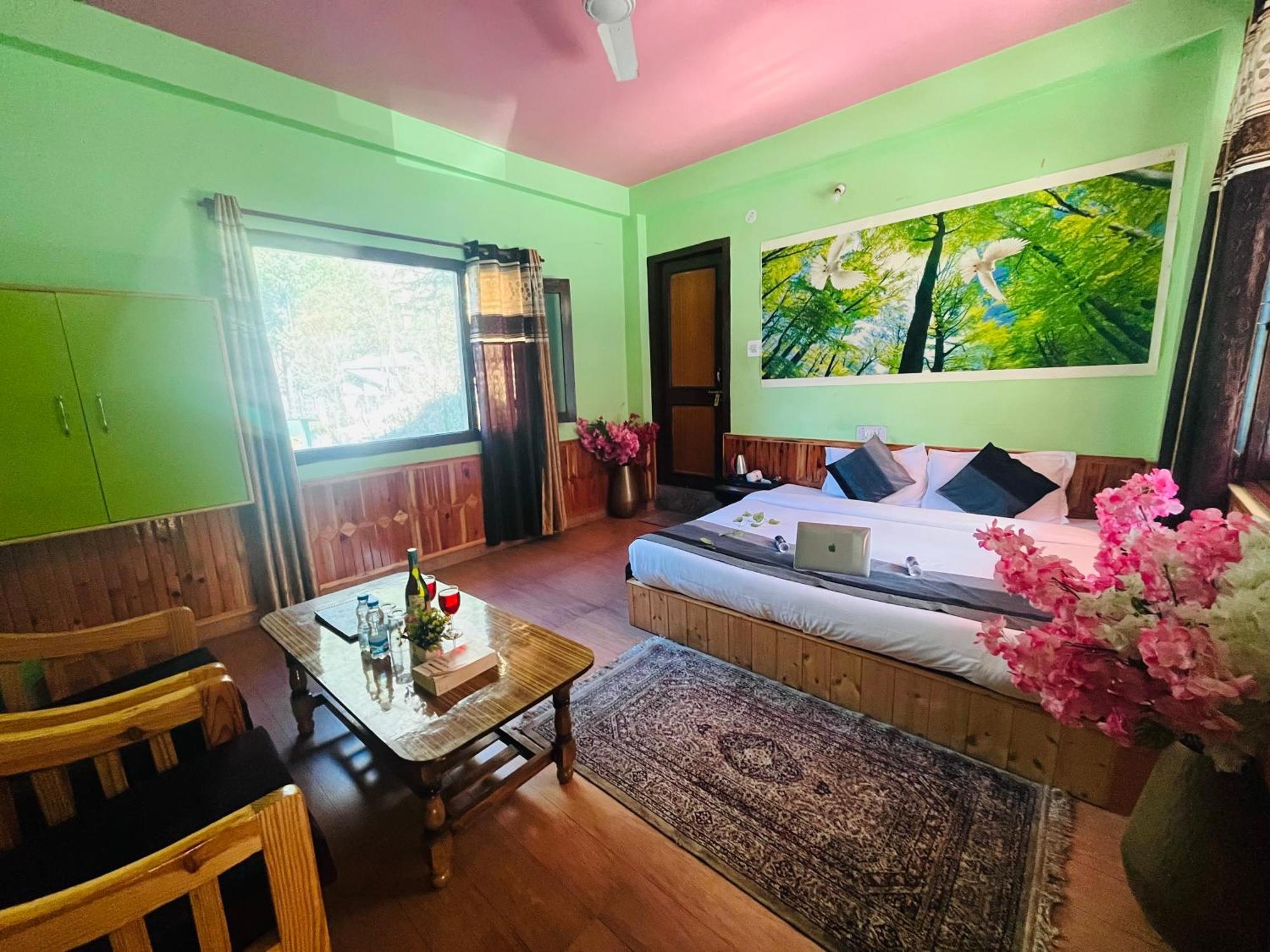 Hotel Dream Valley Kasol #Near Mall Road #River View #Parking #Gaming Zone #Open Terrace #Restaurant المظهر الخارجي الصورة