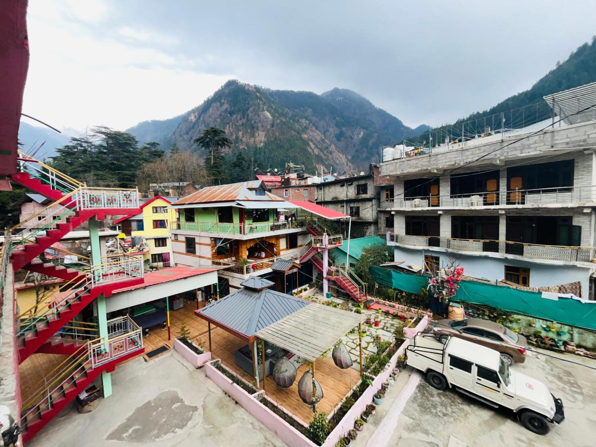 Hotel Dream Valley Kasol #Near Mall Road #River View #Parking #Gaming Zone #Open Terrace #Restaurant المظهر الخارجي الصورة