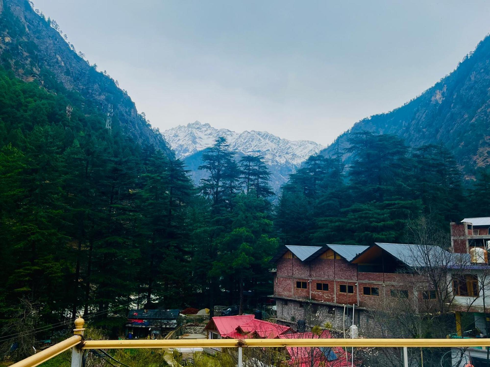 Hotel Dream Valley Kasol #Near Mall Road #River View #Parking #Gaming Zone #Open Terrace #Restaurant المظهر الخارجي الصورة