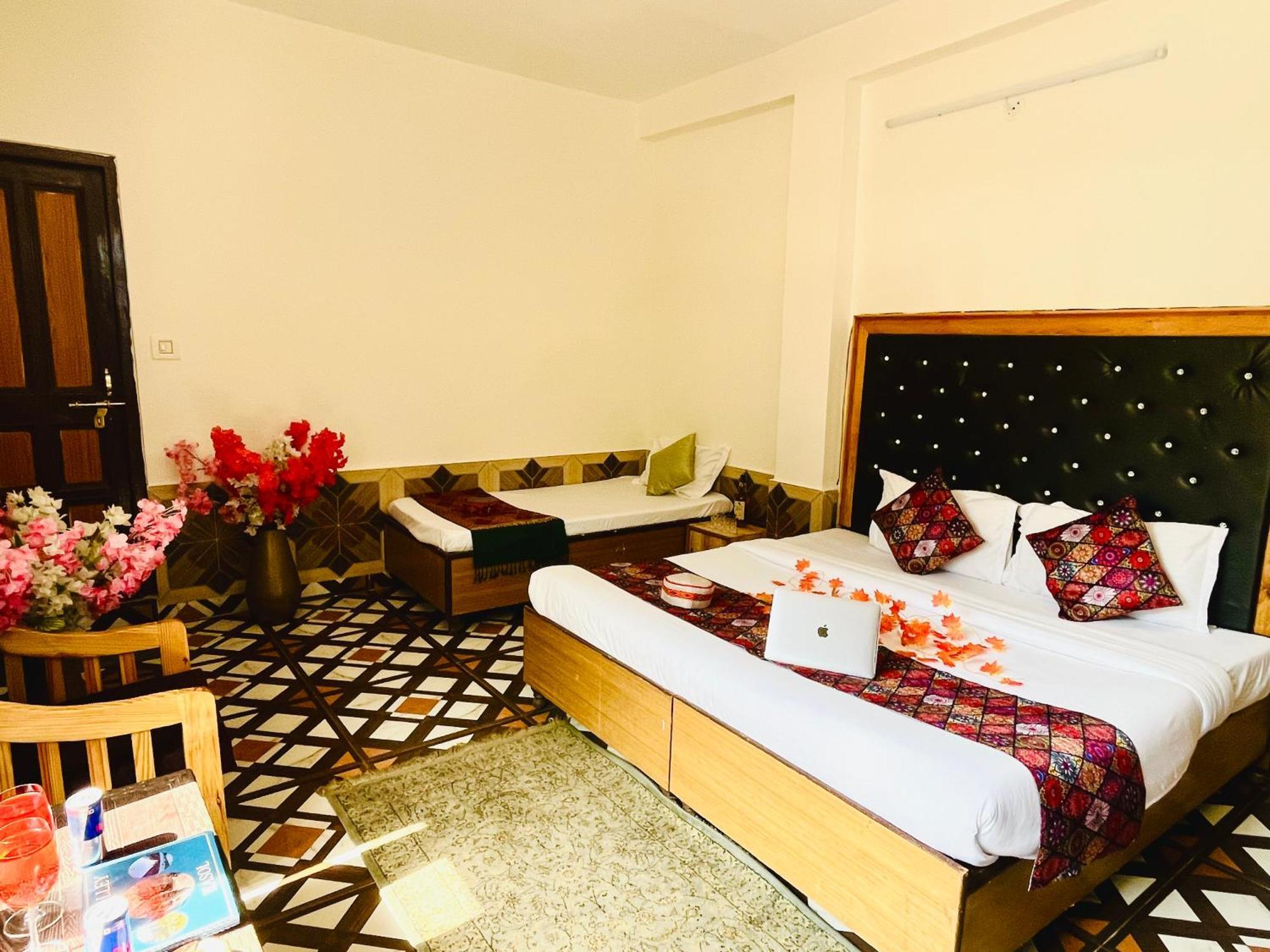 Hotel Dream Valley Kasol #Near Mall Road #River View #Parking #Gaming Zone #Open Terrace #Restaurant المظهر الخارجي الصورة