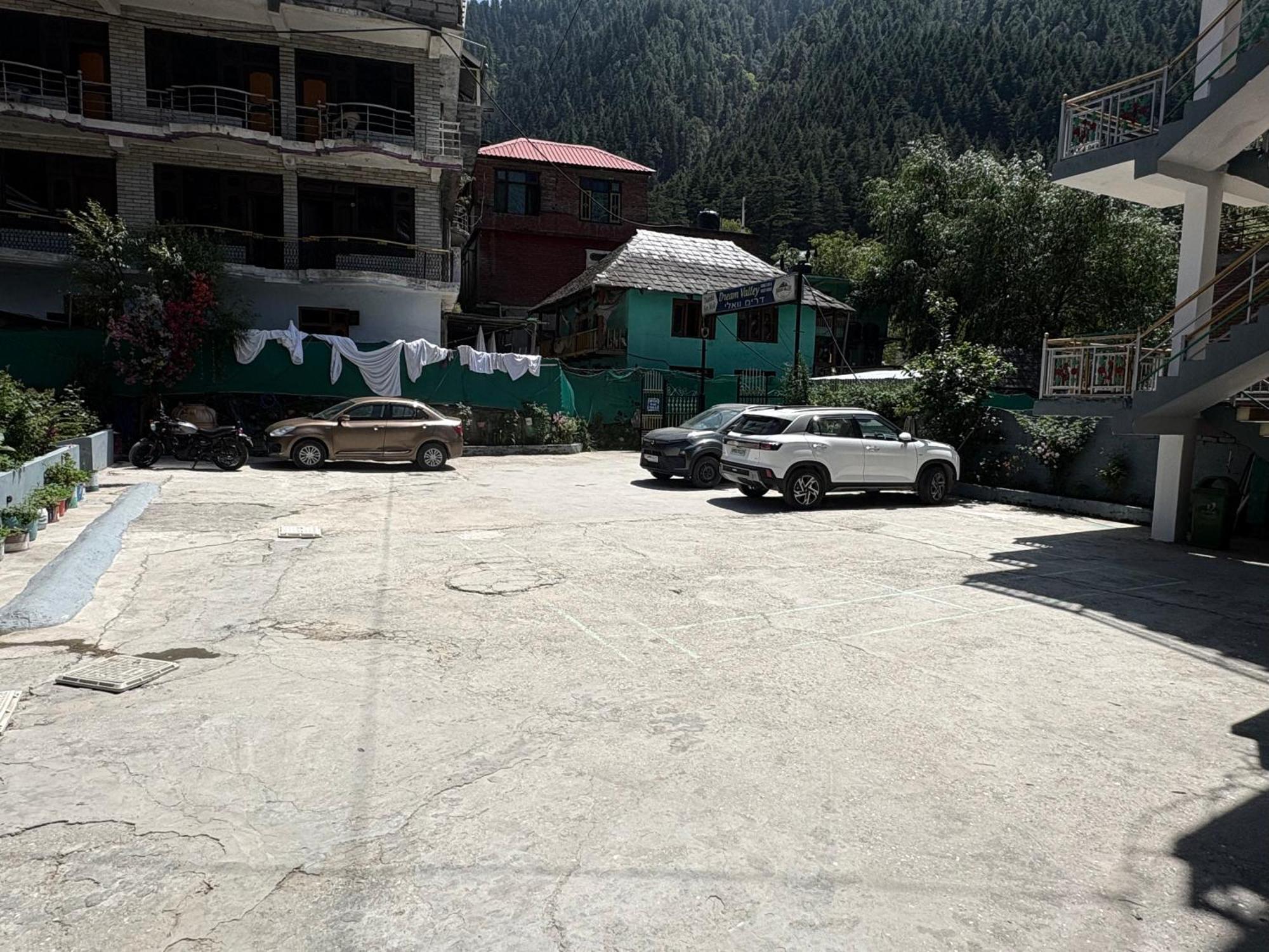 Hotel Dream Valley Kasol #Near Mall Road #River View #Parking #Gaming Zone #Open Terrace #Restaurant المظهر الخارجي الصورة