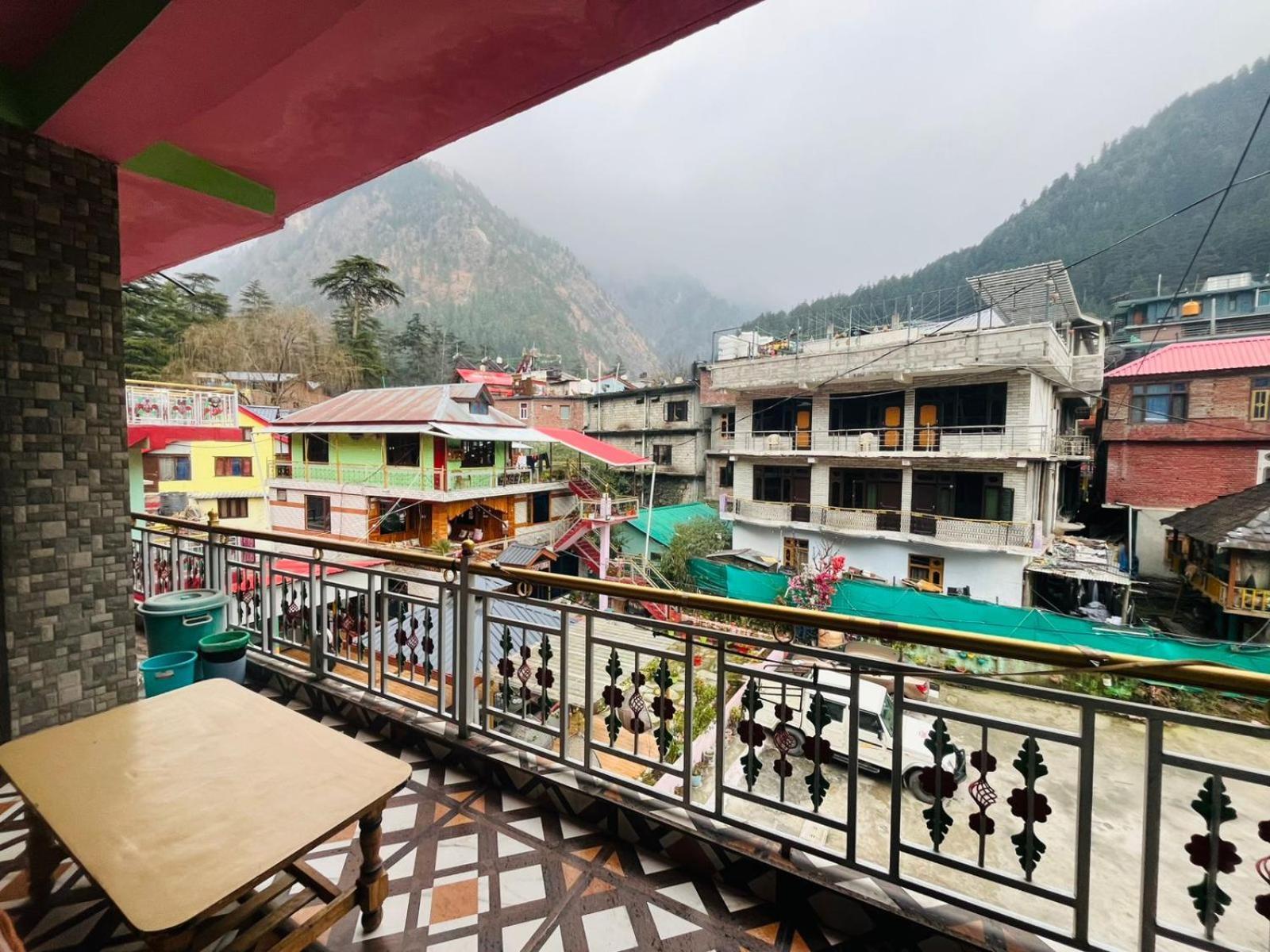 Hotel Dream Valley Kasol #Near Mall Road #River View #Parking #Gaming Zone #Open Terrace #Restaurant المظهر الخارجي الصورة
